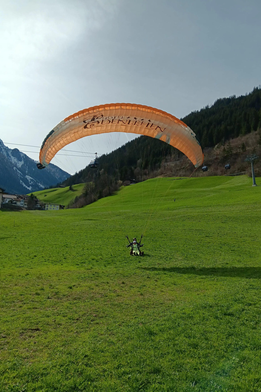 Paragliding Tandem Flight - 15 minutes in the air, or go longer to 30