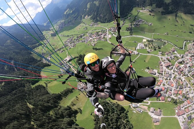 Paragliding & Tandemflüge with World Champion & Team, Stubaital - Price and value: what you get for about $163