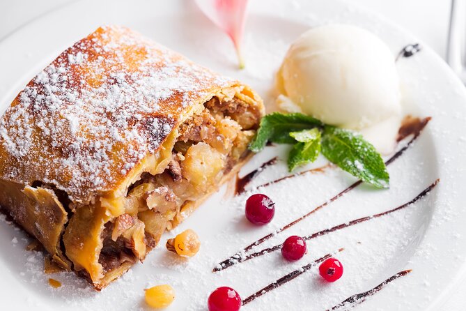Private Austrian Food Tasting Tour in Salzburg's Old Town - What You Actually Get to Eat and Drink (No Guesswork)