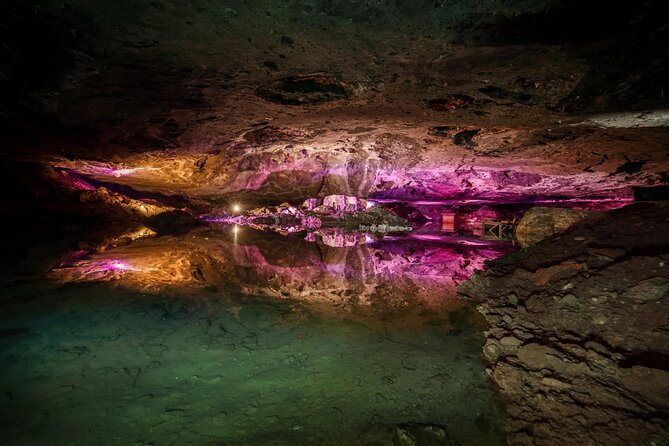 Private guided tour from Vienna to Hallstatt with Skywalk & Salt Mine Experience - Timing, comfort, and the real 12 to 14 hour day