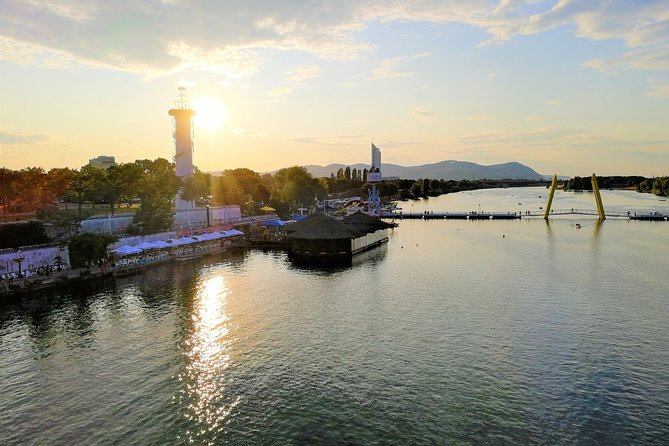 Private Kayaking Tour of Vienna - Gear and effort level, from beginners to confident paddlers