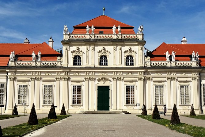 Private Klimt & Vienna Art Walk — From Baroque to Secession - Naschmarkt for lunch, when you want food without leaving the art mood