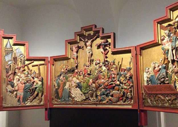 Private Tour of the Belvedere Palace with an Art Historian: "Pictures of Austrian Identities". Art & History Tour with Skip-the-line Tickets - Skip-the-line admission: where time savings actually matter