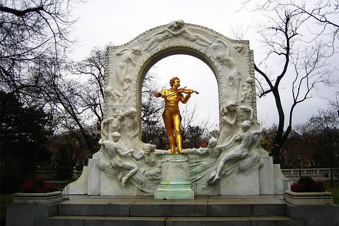 Private Vienna Art Nouveau Walking Tour - Karlsplatz Station Buildings: Jugendstil at Street Level