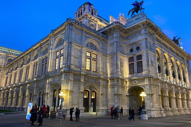 Private Vienna Music Tour - Entering the Vienna State Opera, skip-the-line plus a ticket to buy