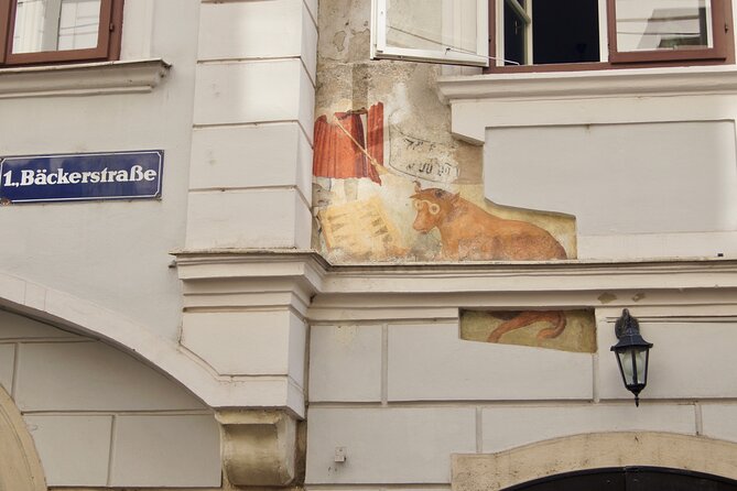 Private Vienna Walking Tour - Heldenplatz and Hofburg: shifting from art and drama to empire and power