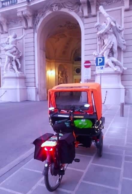 RAXI (Electric Rickshaw) Vienna Tours with two options - Weather rules and what happens if the ride can’t happen