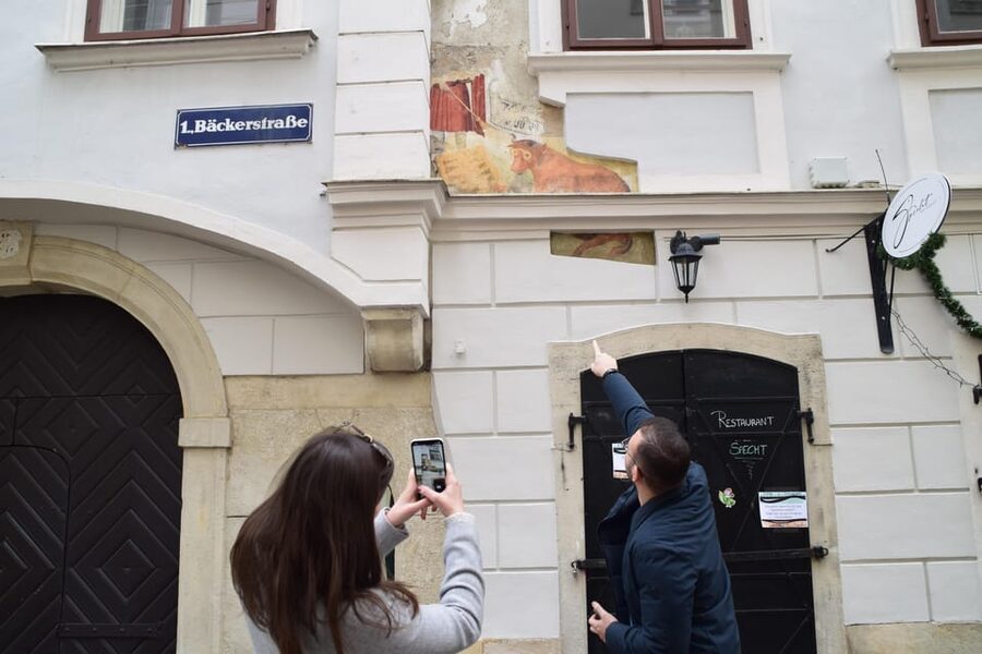 Riddle Tour: Explore the Hidden Gems of Vienna - Schwedenplatz, Herrengasse, and the Cafe Central Stop That Breaks Up the Walk