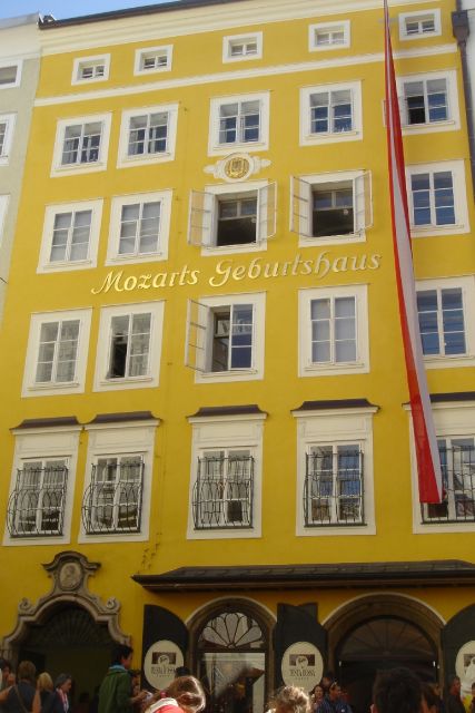 Salzburg 2.5-Hour Walking Tour: Mozart, Old Town & More - Makartplatz and the Mozart-adjacent New Town stretch