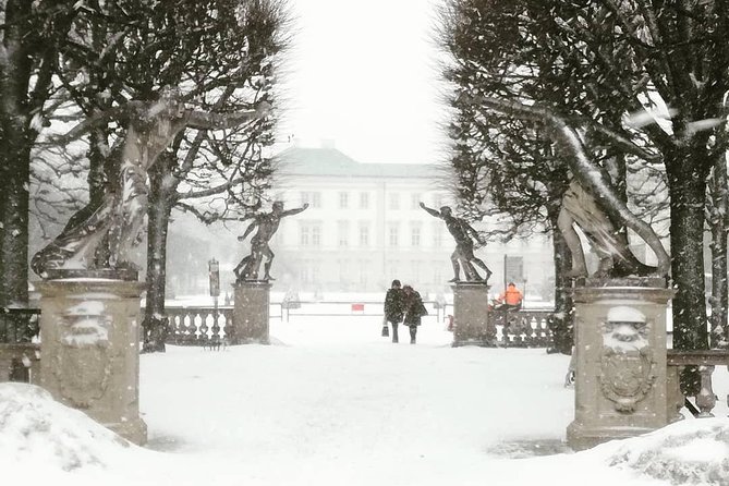 Salzburg: Christmas Concert at Mirabell Palace - Period instruments: what you hear changes, and not in a gimmicky way