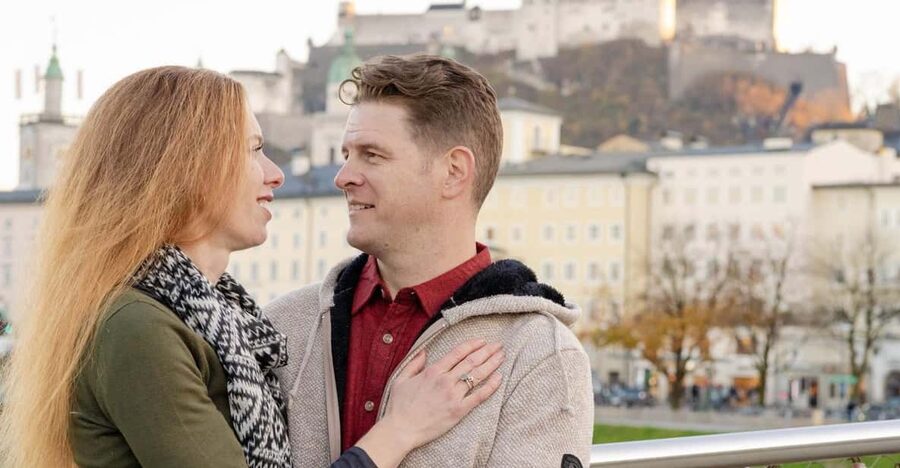 Salzburg City: private photoshoot at Salzburgs landmarks - Starting at Pegasusbrunnen, right by Mirabell castle