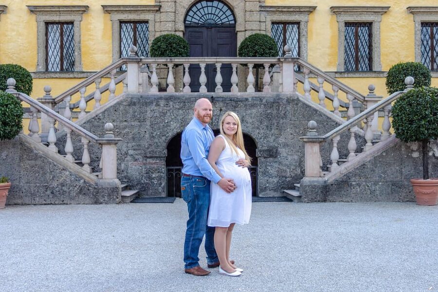 Salzburg City: private photoshoot at Salzburgs landmarks - Mirabell Gardens: the classic Salzburg portrait zone