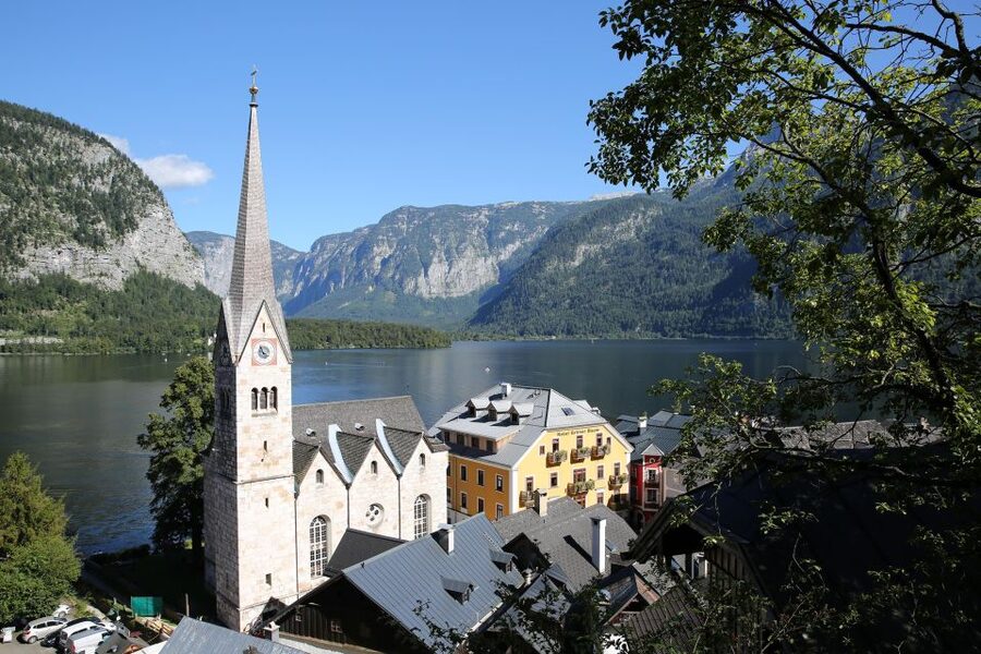 Salzburg: Hallstatt and Sound of Music Tour - The Mondsee finish: St. Michael Basilica and a strudel-shaped reward