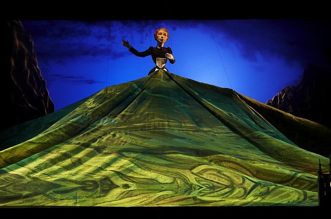 Salzburg Marionette Theater: The Sound of Music - Getting There in Salzburg: Public Transit Friendly