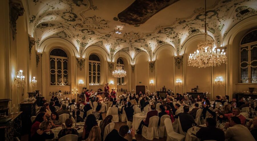 Salzburg: Mozart Concert with Dinner - Small quirks worth planning around