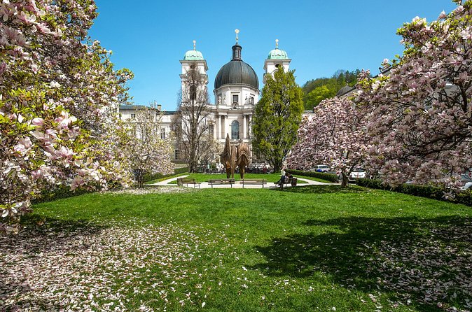 Salzburg On the Traces of Mozart Private Tour - Pickup, timing, and why the group size is part of the value