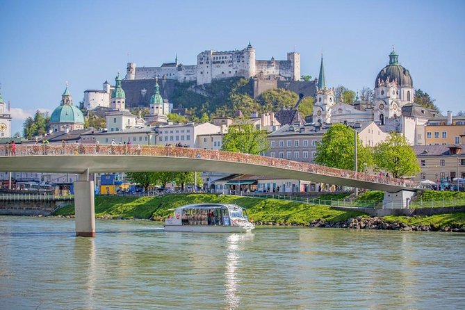 Salzburg Panorama Cruise on the Salzach river - 40 minutes of scenery: what you actually glide past