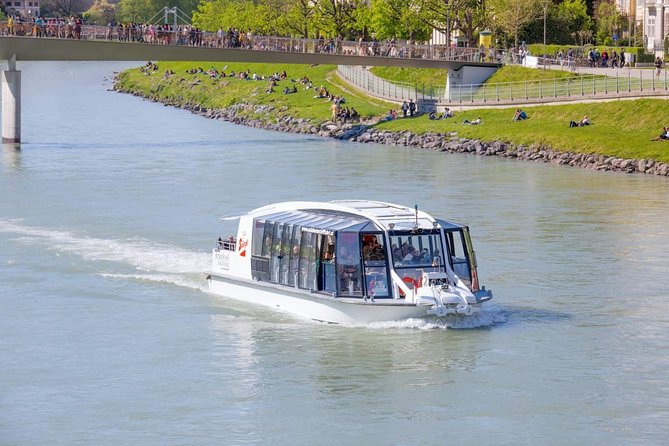 Salzburg Panorama Cruise on the Salzach river - The waltz finale and the captain factor