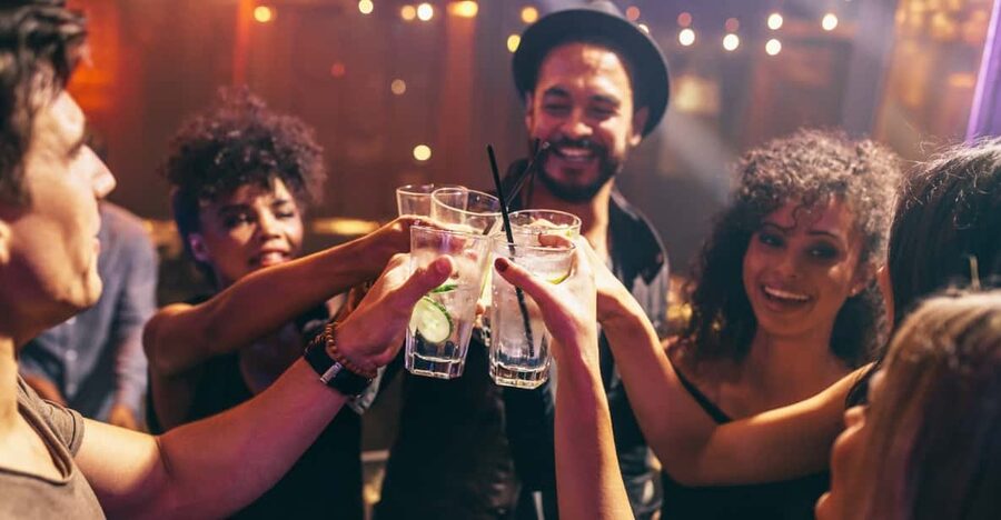 Salzburg: Pubcrawl Tour through best Bars and Clubs in Town - The guide experience: German or English, plus keeping the group together