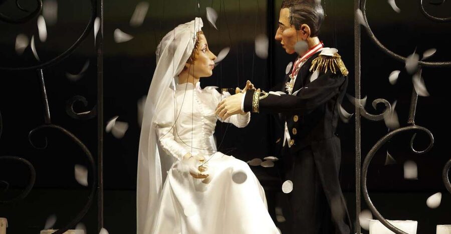 Salzburg: Puppetry Highlights Show at the Marionettentheater - Key highlights to look for in the Salzburg Marionettentheater show