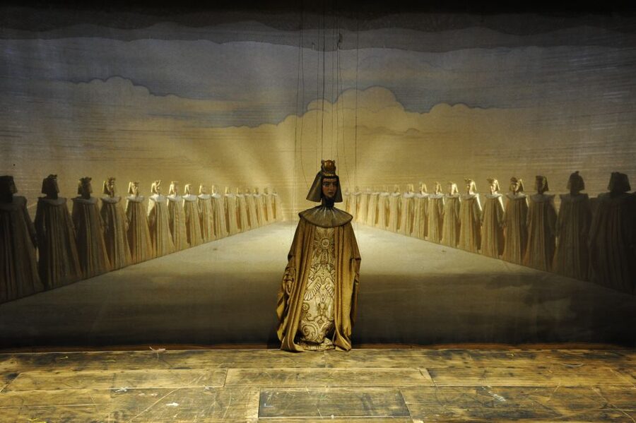 Salzburg: The Magic Flute at Marionette Theater Ticket - Inside the Salzburg Marionette Theatre: A 350-Seat Baroque-Style Auditorium