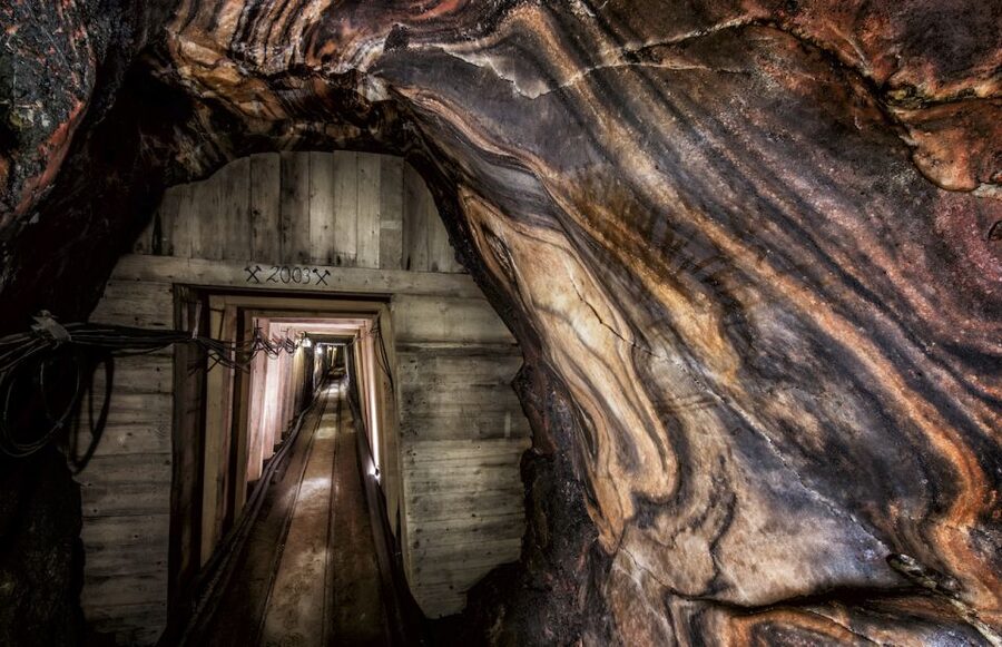 Salzwelten Altaussee: Salt Mine Entrance Ticket - Entering the Mine: Orange-Red Salt You Can Touch