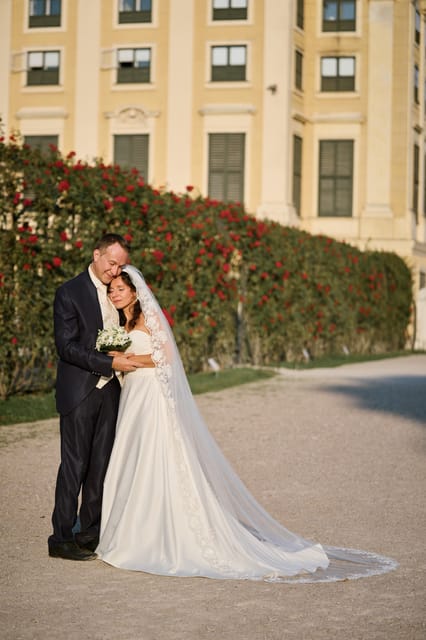 Schönbrunn Palace Private Photoshooting tour - Your 60 high-resolution photos, and how you’ll actually use them