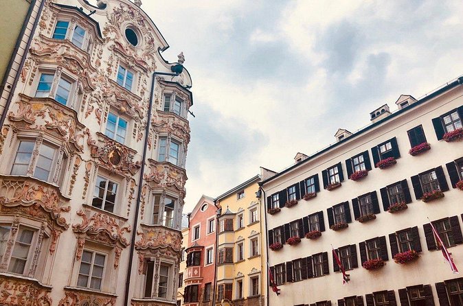 Self-Guided 1,5-hour Tour of Innsbruck: Exciting Stories, Photo Spots & Desserts - Power bank reality check, plus the simple photo strategy that works