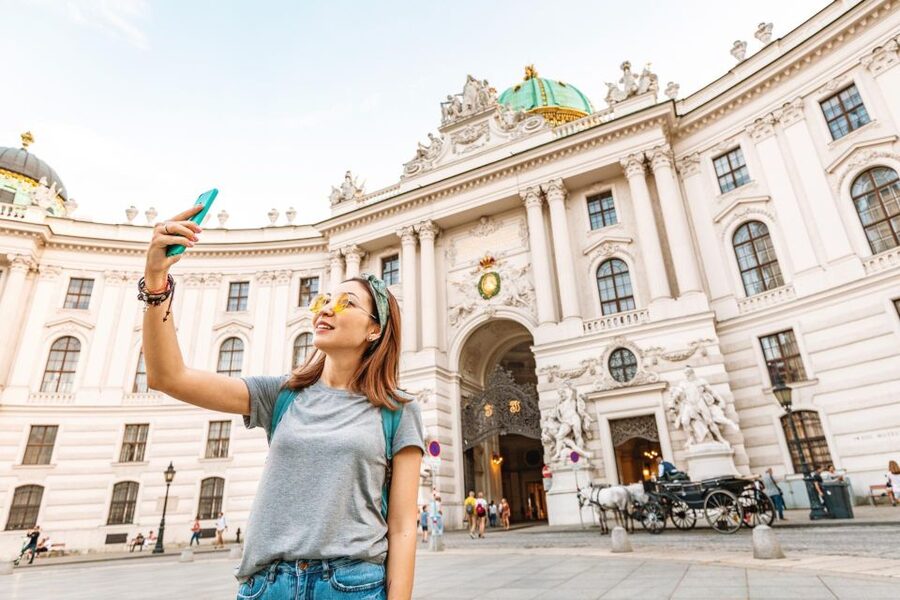 Skip-the-line Private Tour Kunsthistorisches Museum Vienna - The 5-hour option: private transportation and a longer, calmer rhythm
