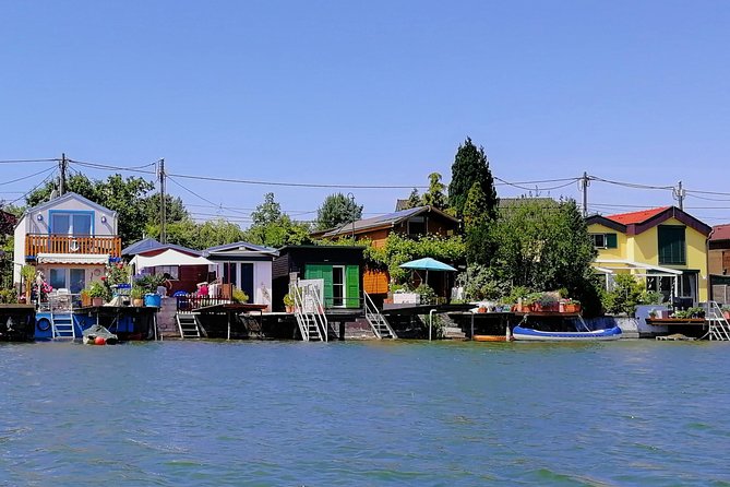 Small-Group Guided Kayak Tour of Vienna - Why the small-group cap matters on Alte Donau