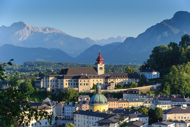 Sound of Movies: Musical Tour to Salzburg from Vienna - Stop 2 in Mondsee: the wedding setting with instant photo payoff