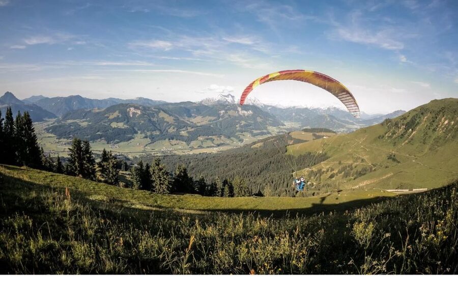 St Johann in Tirol: Tandem Paragliding - How Intense Will It Feel: Quiet Glide or Acrobatic Moments