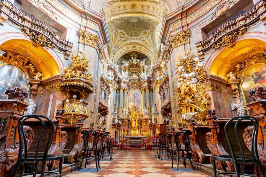 St Stephen's Cathedral Vienna Old Town Walking Tour - Who this tour suits best