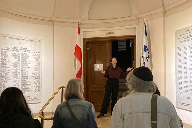 Stadttempel Admission Ticket with a guided tour - The Novemberpogrom survival thread is the heart of the WWII story