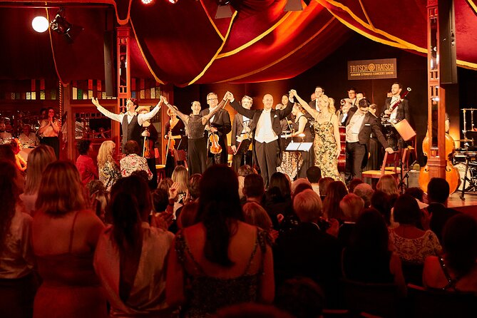 Strauss Dinner Show - Dancing, sing-alongs, and the host energy