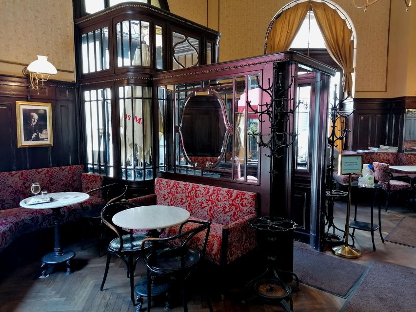 Sweet Vienna Tour: Home of Cakes and Cafe Culture - Sachertorte: Original vs Real, Explained in Plain Terms