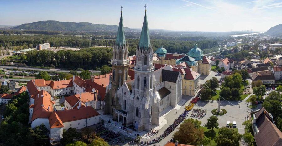 Ticket to Klosterneuburg Abbey - Treasure Chamber: start where the abbey tells its story