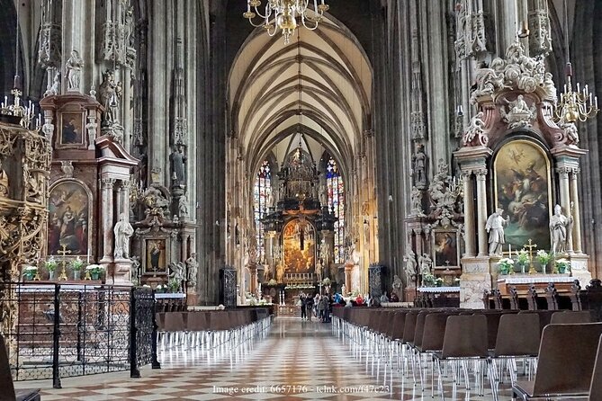 Underground 2.5h Tour with St. Stephen’s Cathedral Catacombs - Price and value: what $265 per person is buying