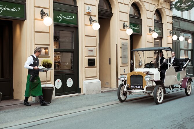 Vegan Sightseeing tour in an electro vintage car incl. schnitzel - Vienna’s Historic Center From District 1 Comfort