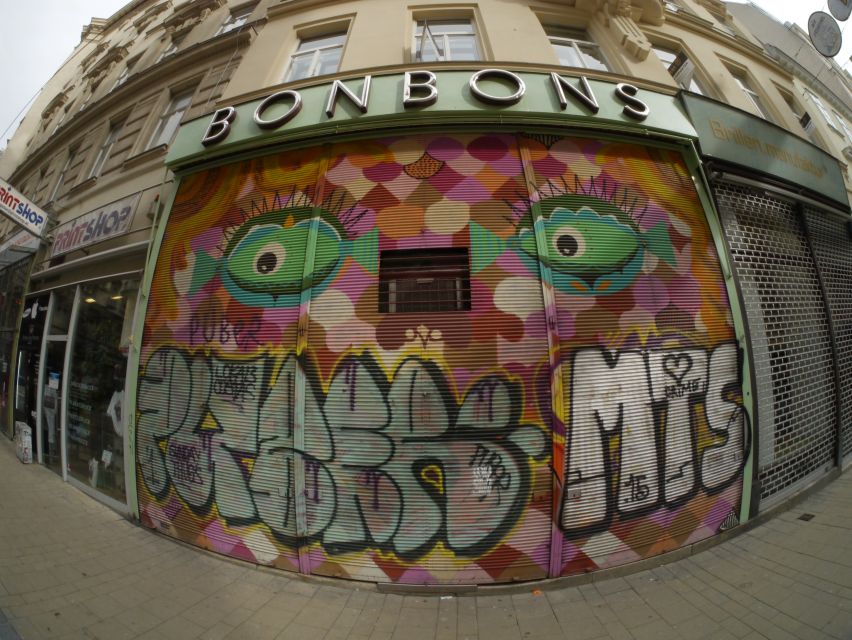Vienna: 2-Hour Street Art Tour - Route 1: Gumpendorferstraße and the End-of-Walk Beer Stop