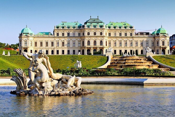 Vienna: 3-Hour Private Walking tour - Why Starting at Stephansplatz Makes Sense