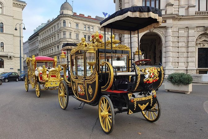 Vienna: 60 min. Imperial E-Carriage Sightseeing Tour with Drinks - The 60-Minute Route: Hofburg to Karlskirche in One Sweep