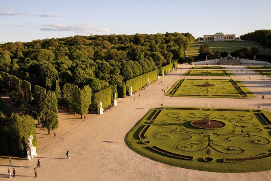 Vienna and Skip-the-Line Schönbrunn Palace Private Tour - A Ringstraße Orientation You Can Actually Use