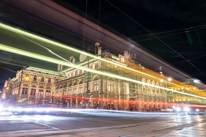 Vienna at night! Private photo tour of Vienna's most beautiful buildings - Timing, weather, and what to bring for a comfortable night