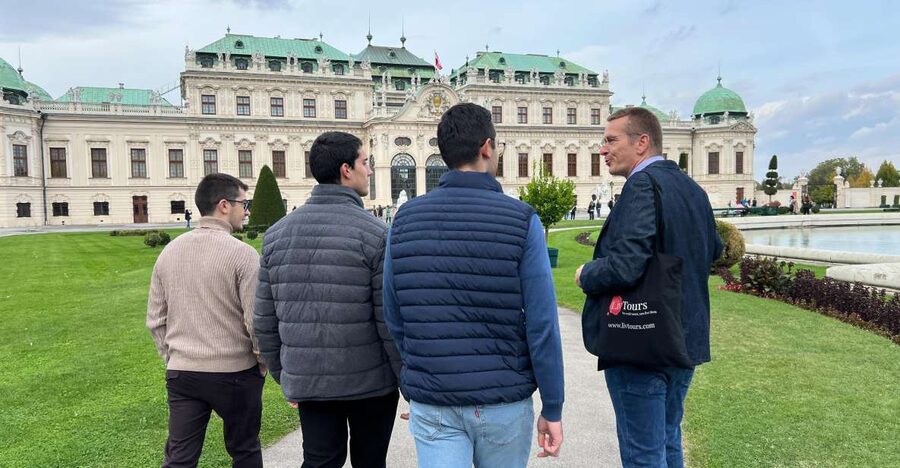 Vienna: Belvedere & The Best of Gustav Klimt Private Tour - Klimt focus: The Kiss, plus the wider Viennese Modernist story