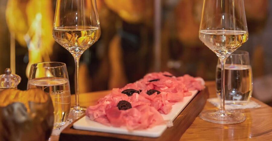 Vienna: Best of Vienna Food Tour - The snack-stop rhythm, sandwiches and beer the Vienna way