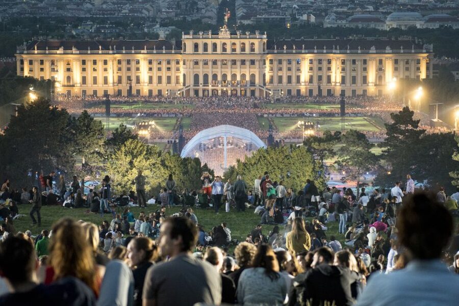 Vienna: Big Bus City Highlights Night Tour with Live Guide - Key highlights worth your attention