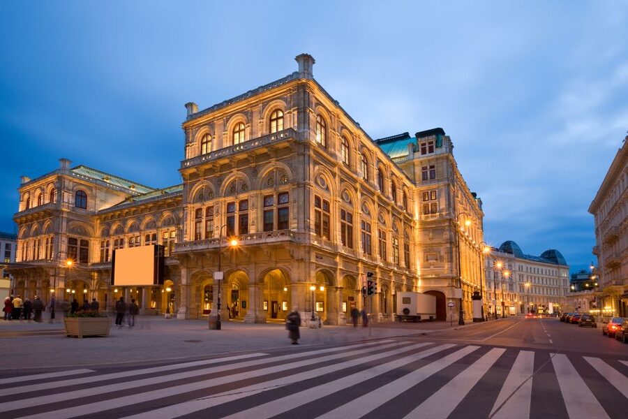 Vienna: Big Bus Hop-On, Hop-Off Tour by Open-Top Bus - How to Use the App and Plan Hops Like a Pro