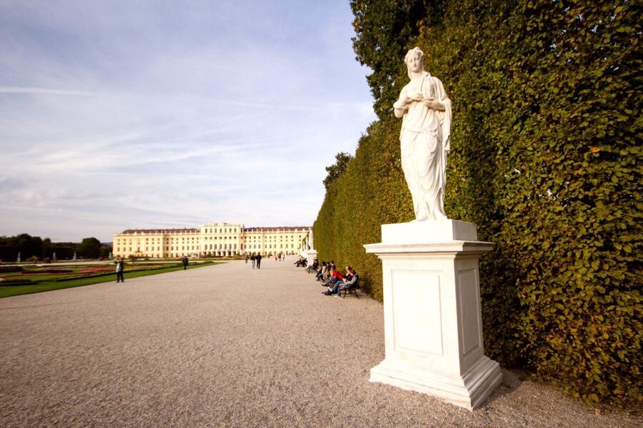 Vienna: Bus & Schönbrunn Palace Skip-the-Line Guided Tour - Schönbrunn gardens and free time: plan around the clock