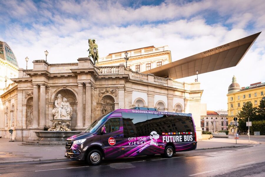 Vienna: Bus Tour with Virtual Reality Experience - The rest of the ride: Museumsquartier, Secession, Naschmarkt, Karlskirche